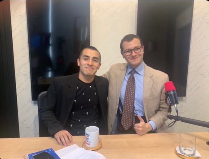 Fotografía de Entrevista radial sobre la secesión y el libro de Miguel Anxo Bastos