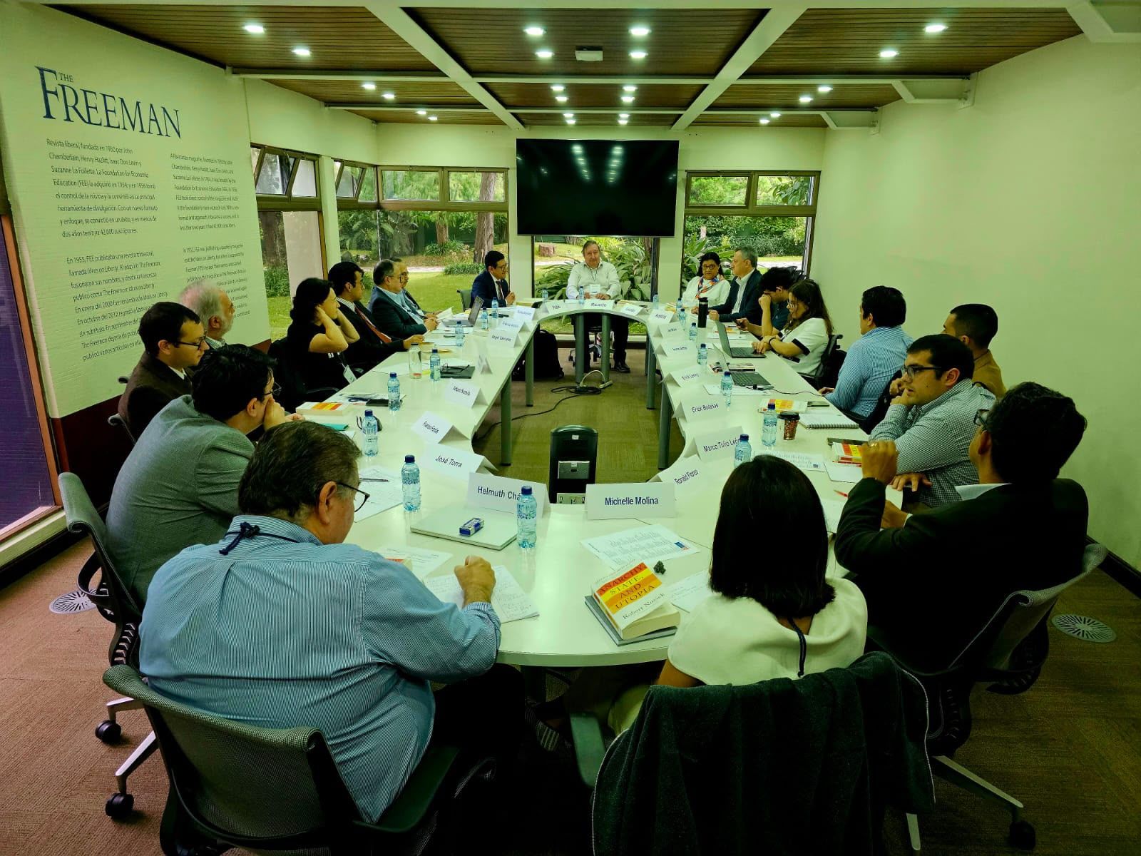 Fotografía de Farías contra Nozick: participación en el seminario Anarquía, Estado y utopía